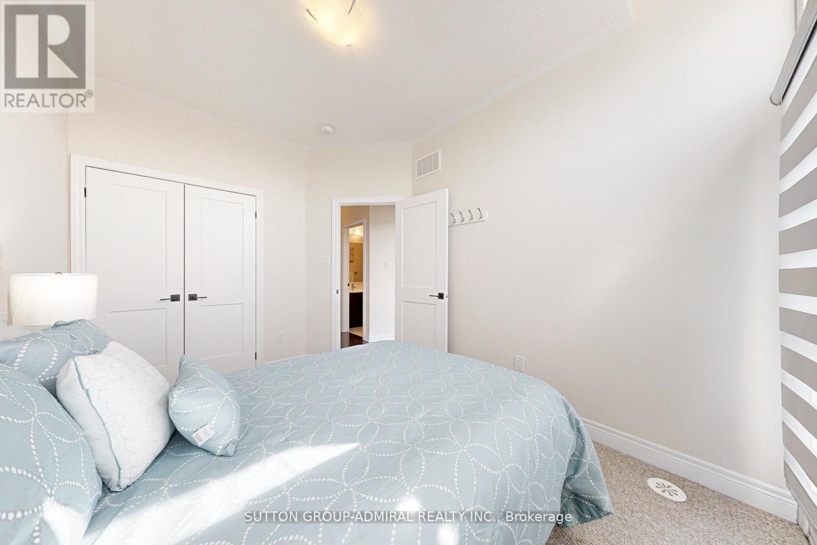 Photo 24 of 597 Marc Santi Boulevard, Vaughan ON