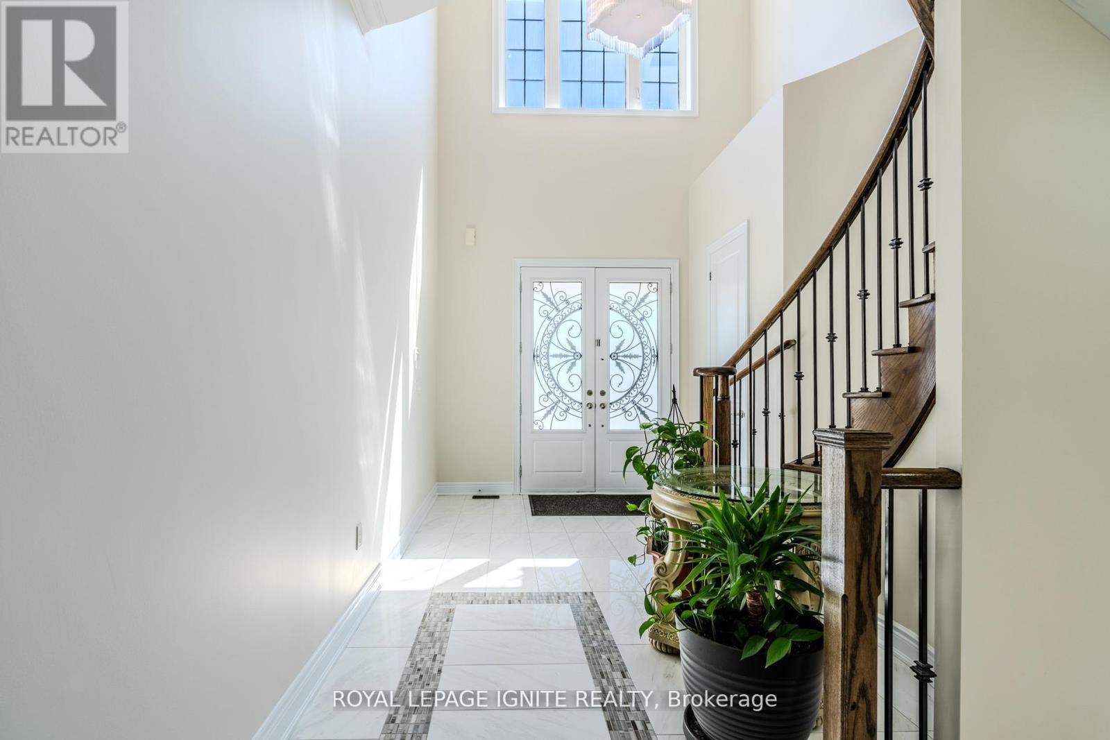 Photo 48 of 73 Kentwood Crescent, Markham ON