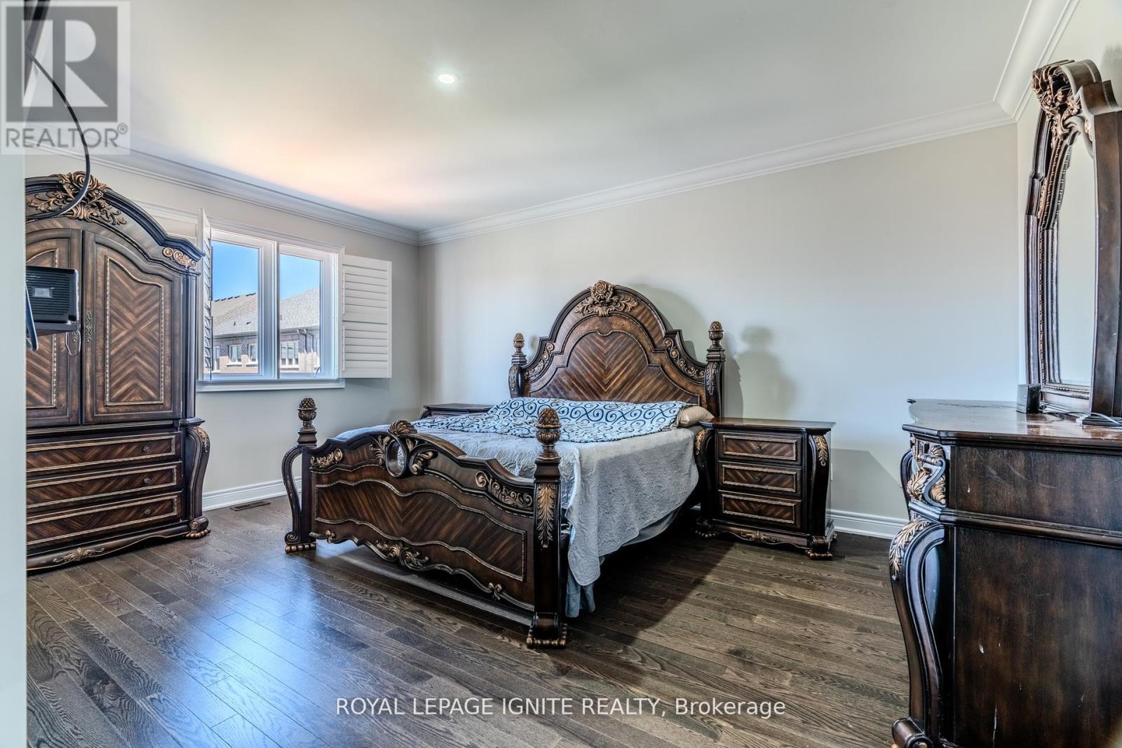 Photo 31 of 73 Kentwood Crescent, Markham ON