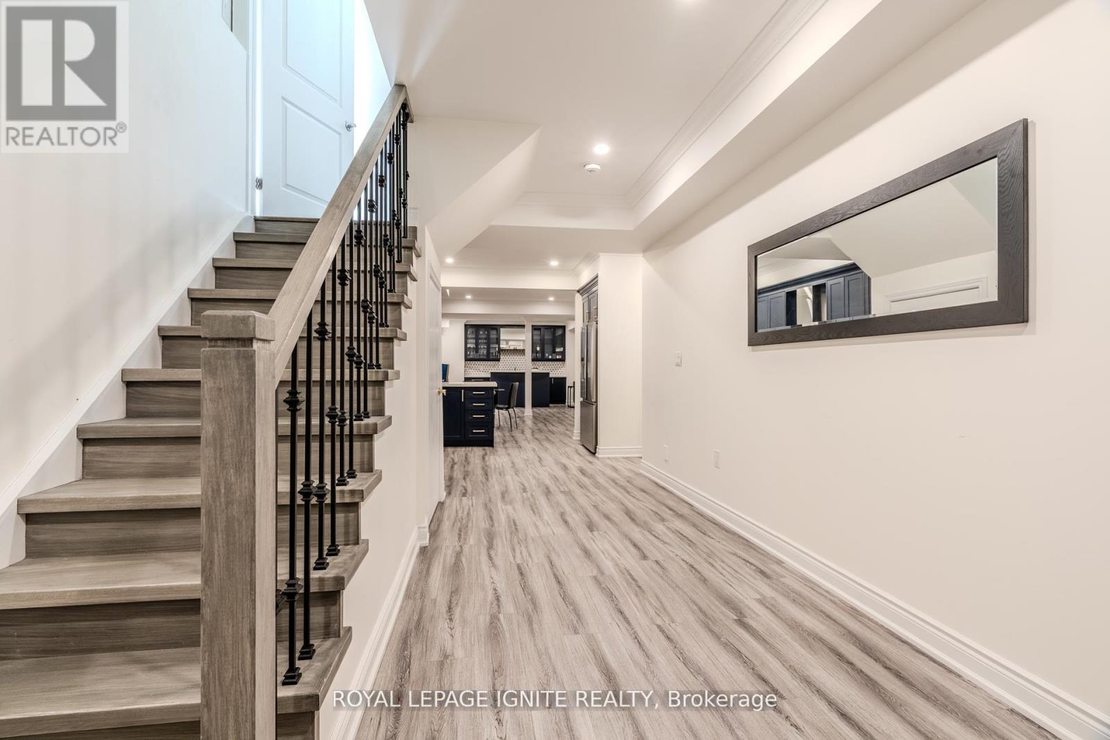 Photo 34 of 73 Kentwood Crescent, Markham ON
