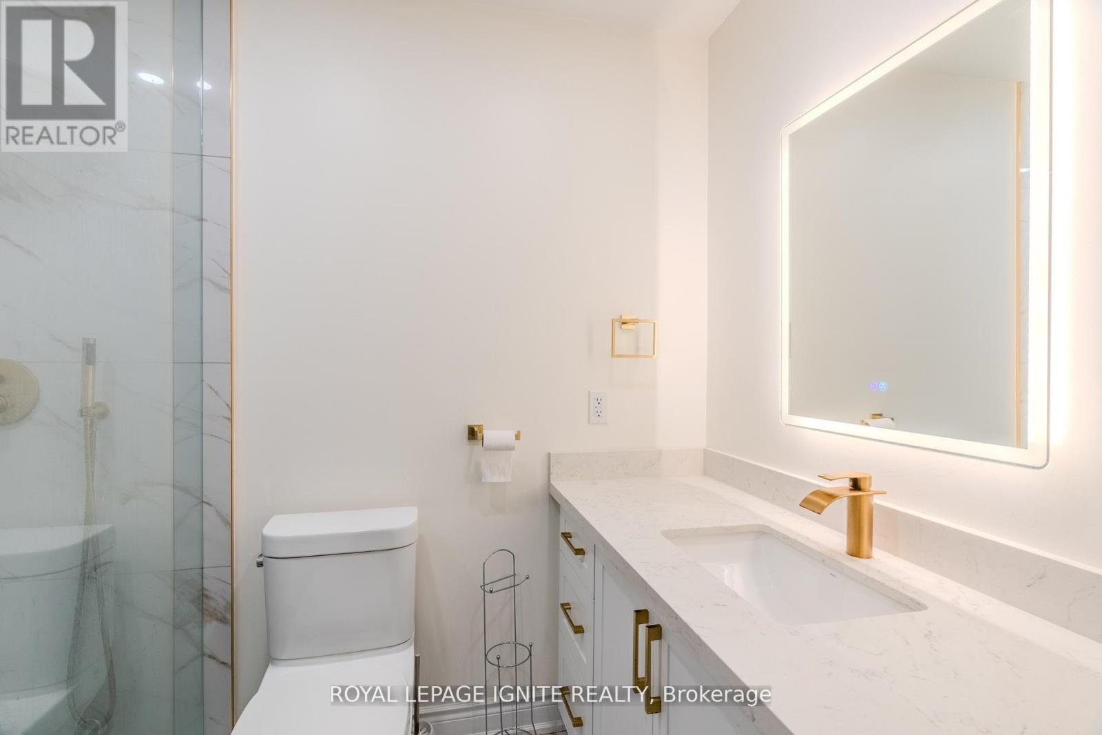 Photo 46 of 73 Kentwood Crescent, Markham ON