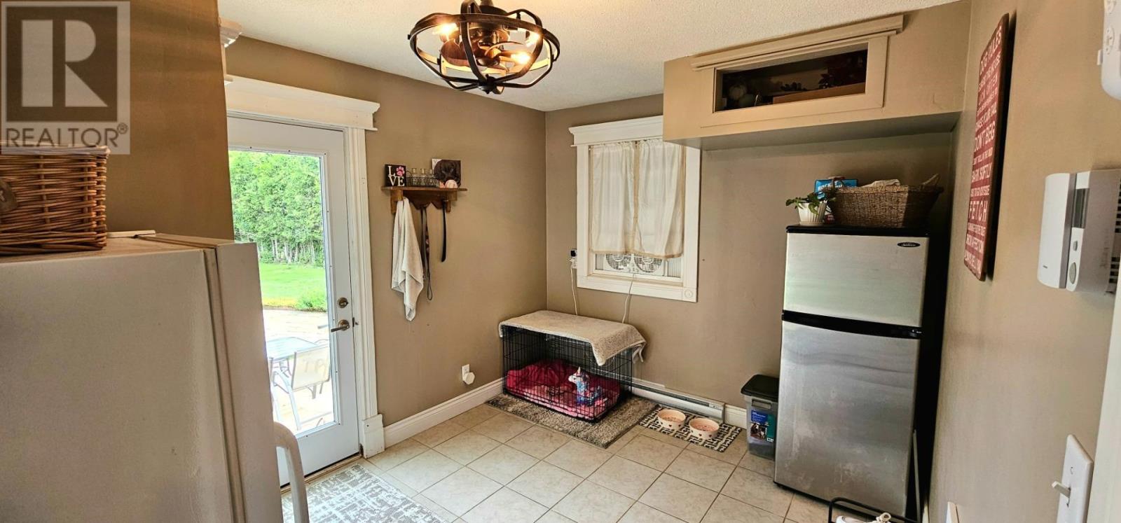 Photo 25 of 110 Dacey Rd, Sault Ste Marie ON