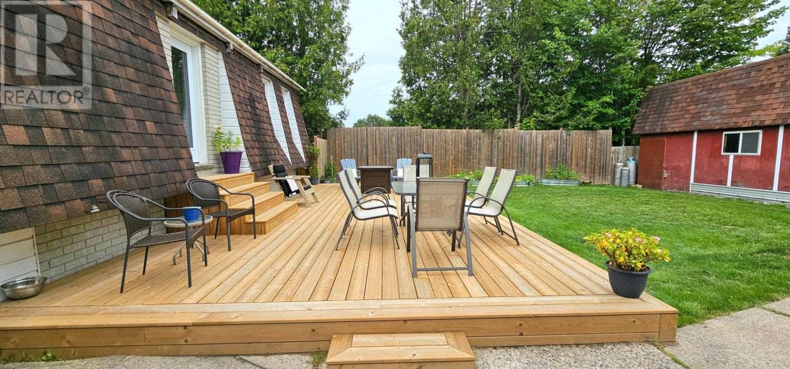 Photo 9 of 110 Dacey Rd, Sault Ste Marie ON