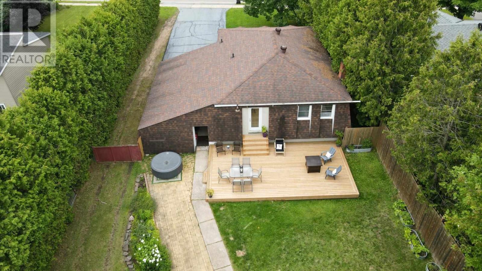 Photo 21 of 110 Dacey Rd, Sault Ste Marie ON
