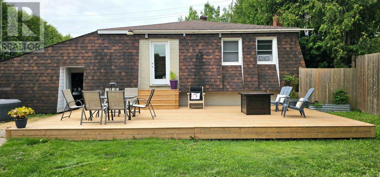 Photo 45 of 110 Dacey Rd, Sault Ste Marie ON