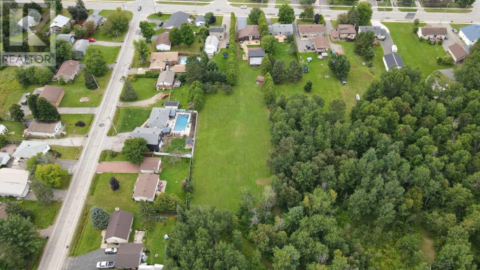 Photo 42 of 110 Dacey Rd, Sault Ste Marie ON