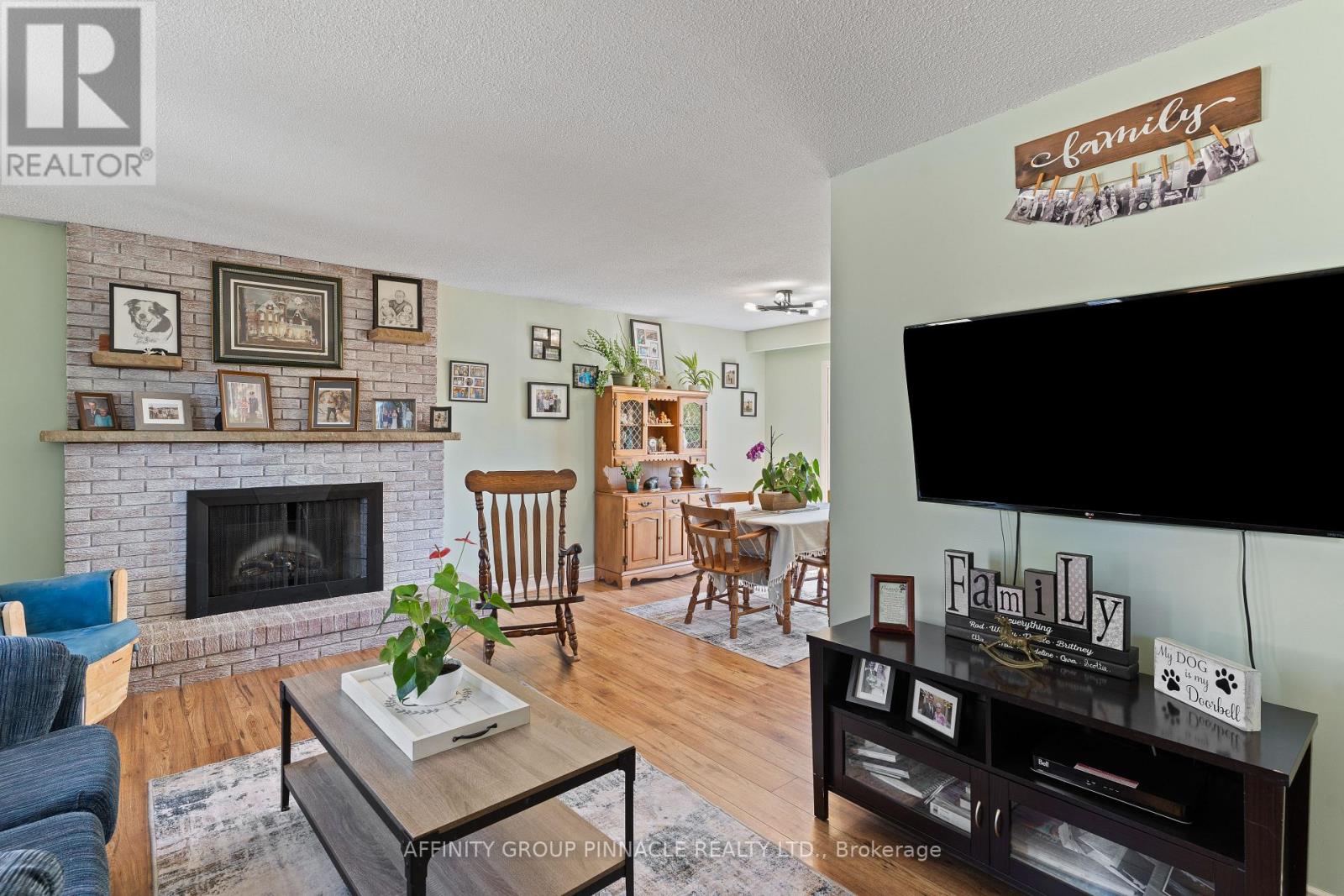 Photo 19 of 227 Cameron Street E, Brock ON