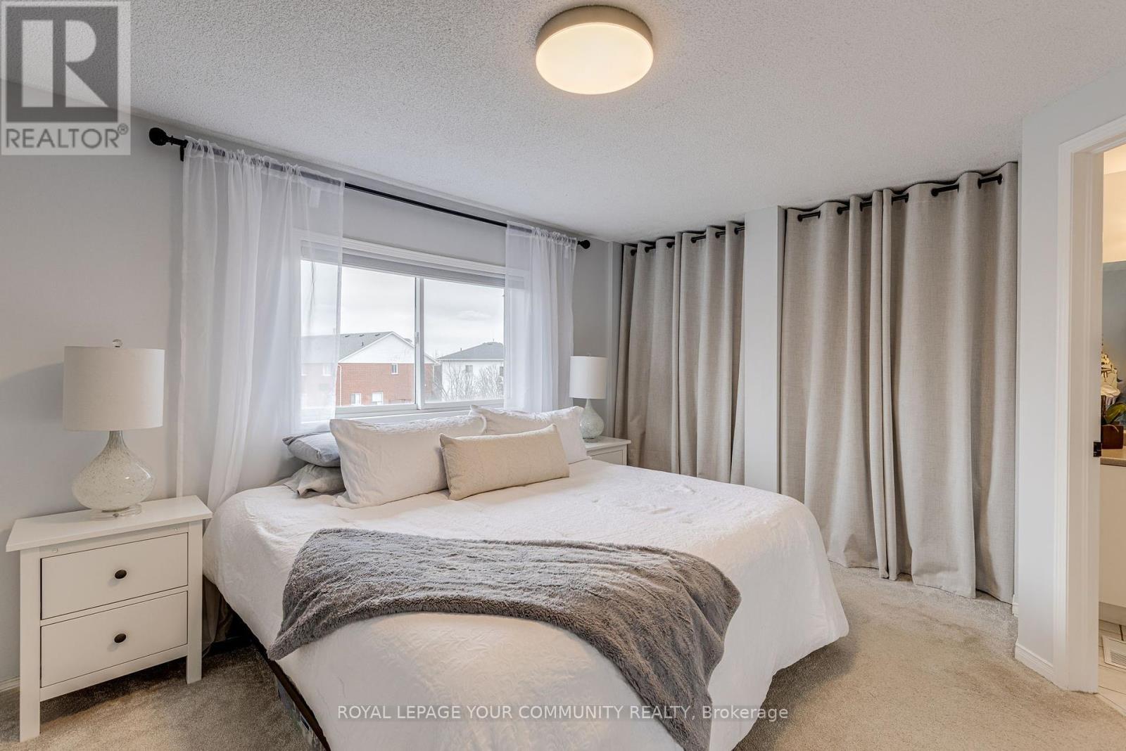 Photo 28 of 101 Black Cherry Crescent, Barrie ON