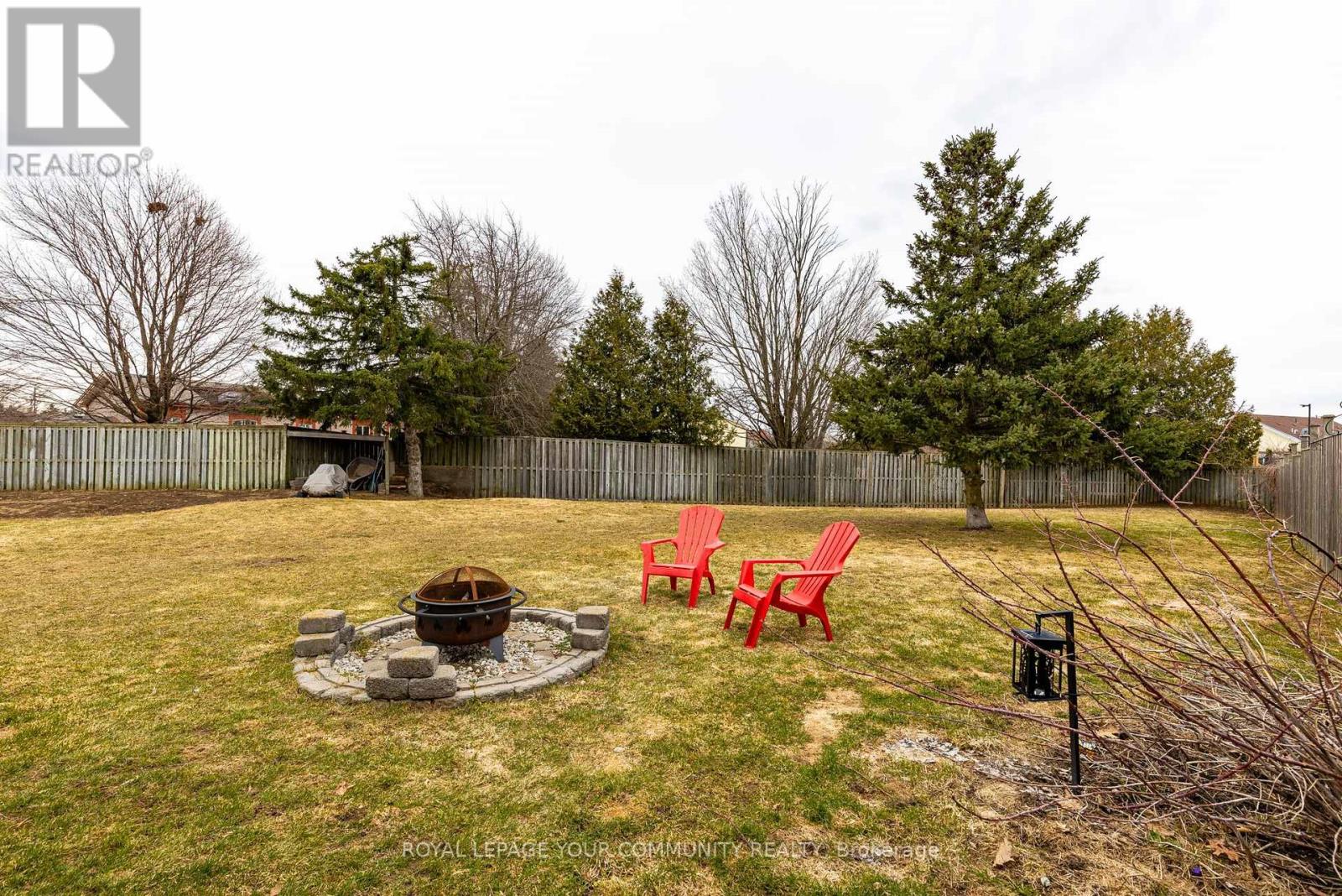 Photo 16 of 101 Black Cherry Crescent, Barrie ON