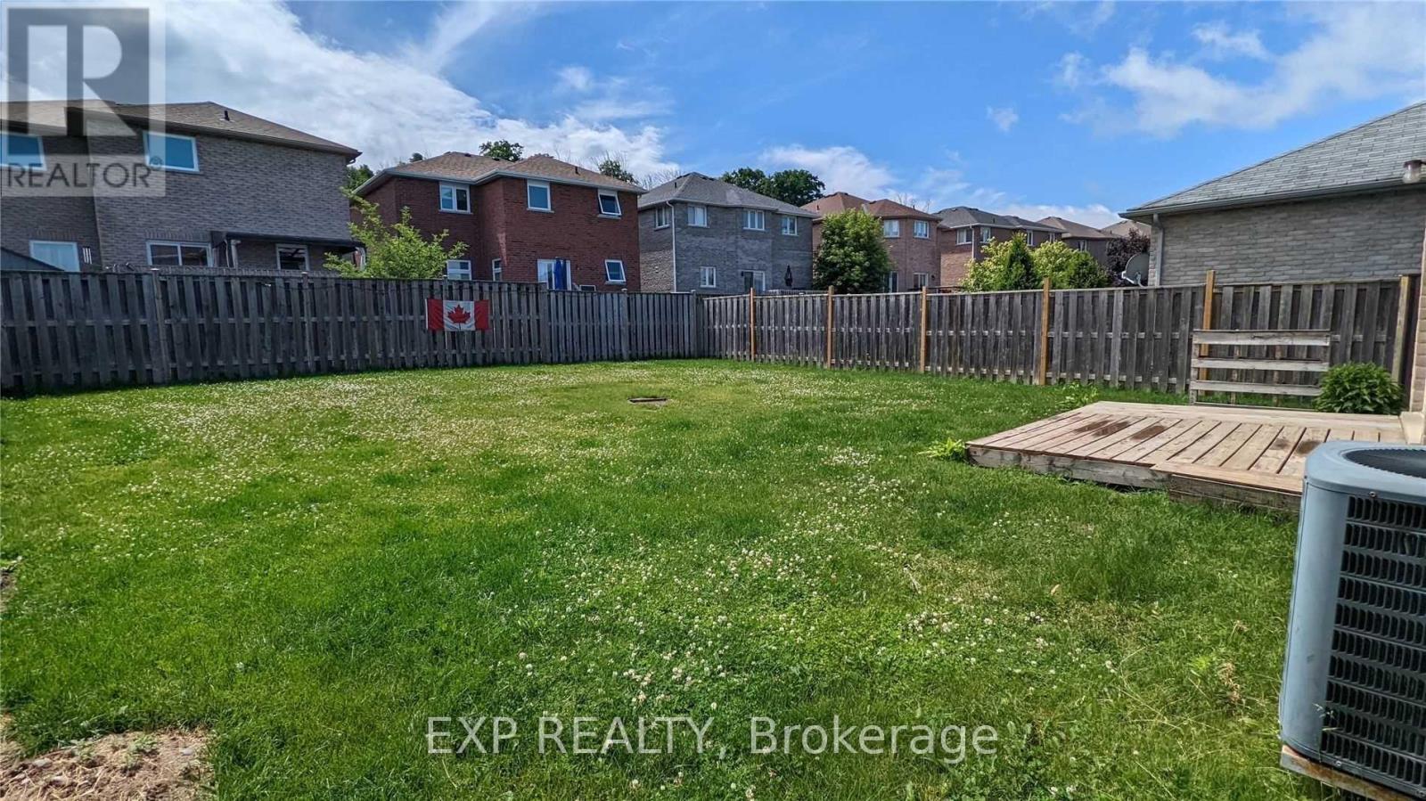 Photo 11 of 277 Country Lane, Barrie ON