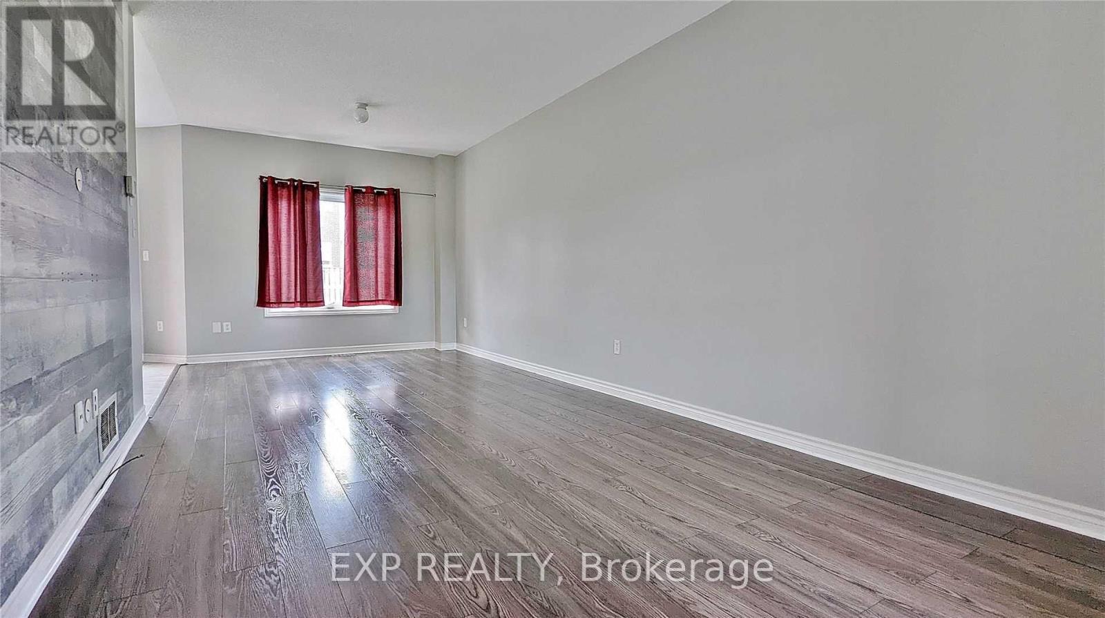 Photo 10 of 277 Country Lane, Barrie ON