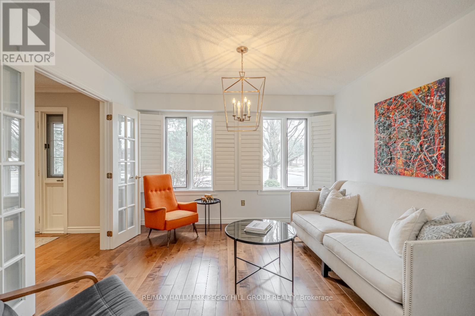 Photo 10 of 24 Willow Bay Drive, Springwater ON