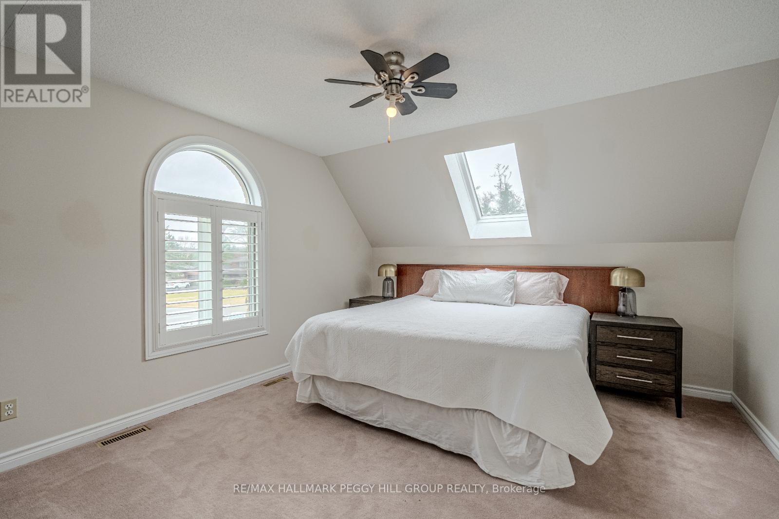 Photo 10 of 24 Willow Bay Drive, Springwater ON