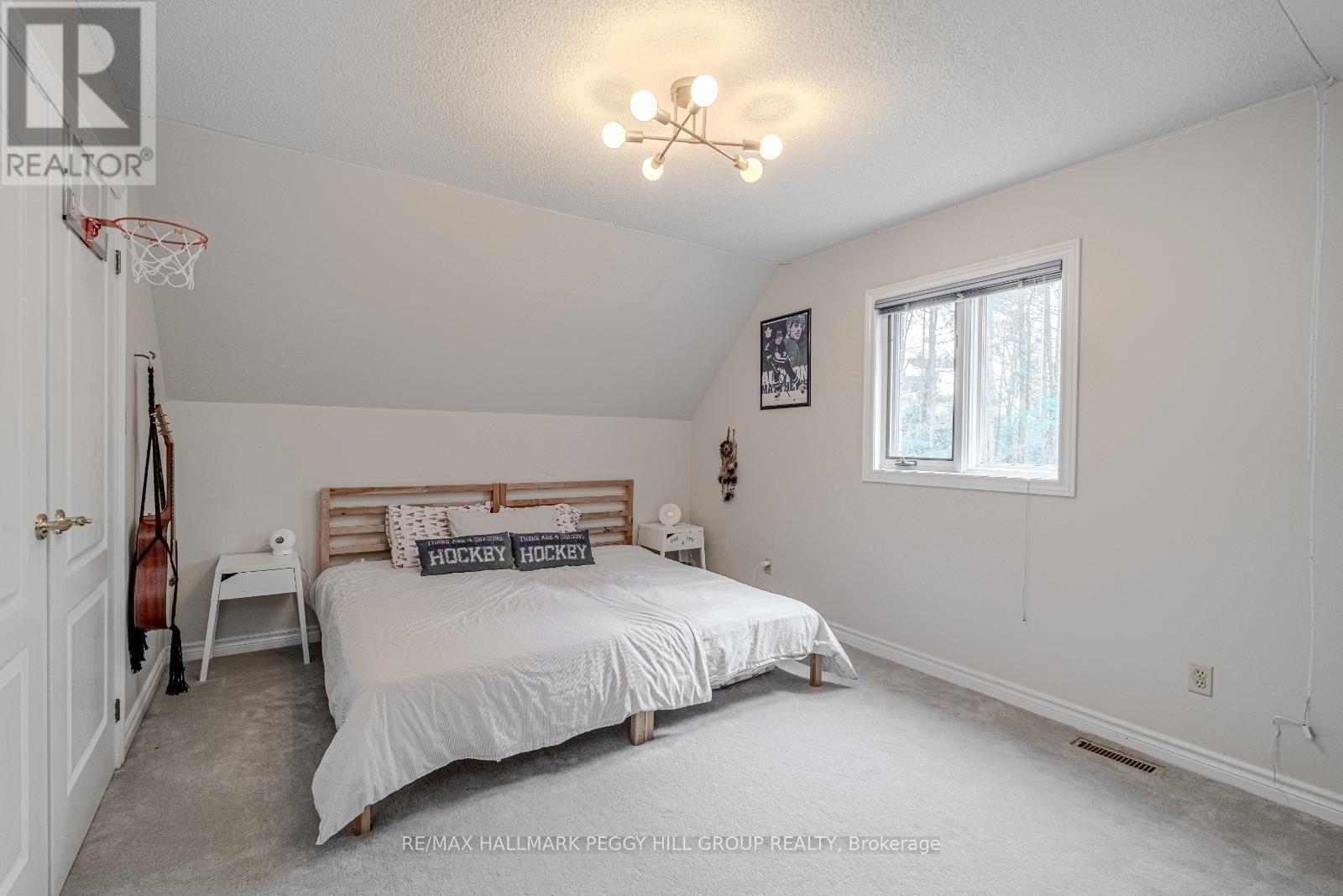 Photo 3 of 24 Willow Bay Drive, Springwater ON