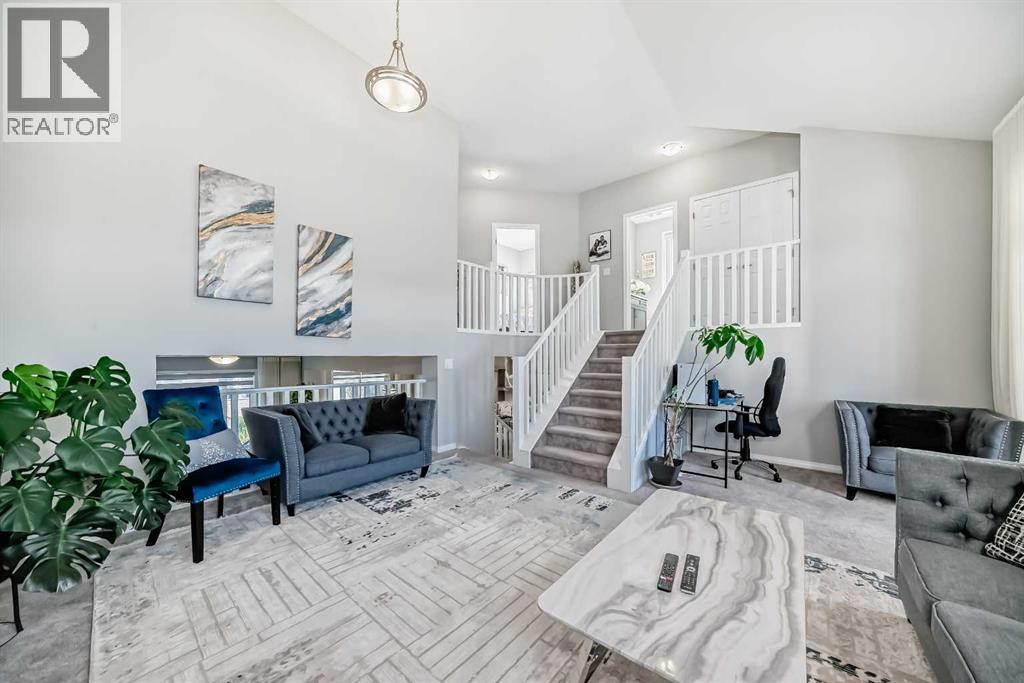 Photo 10 of 636 Osborne Drive Sw, Airdrie AB