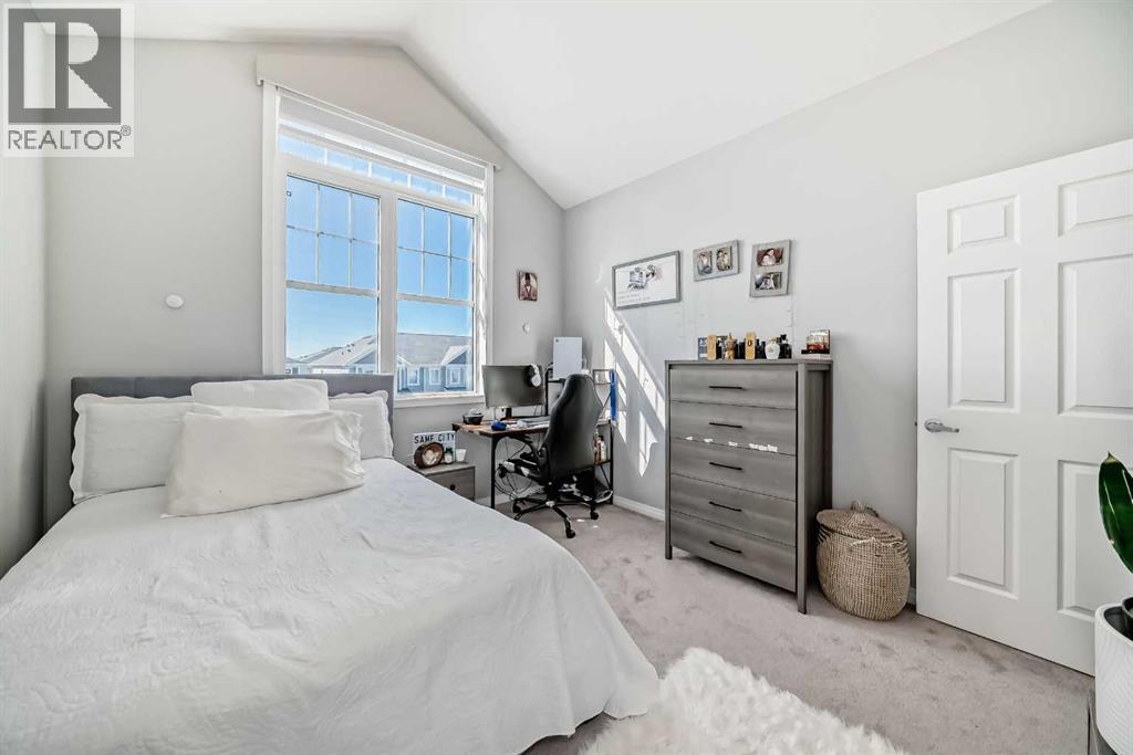 Photo 3 of 636 Osborne Drive Sw, Airdrie AB