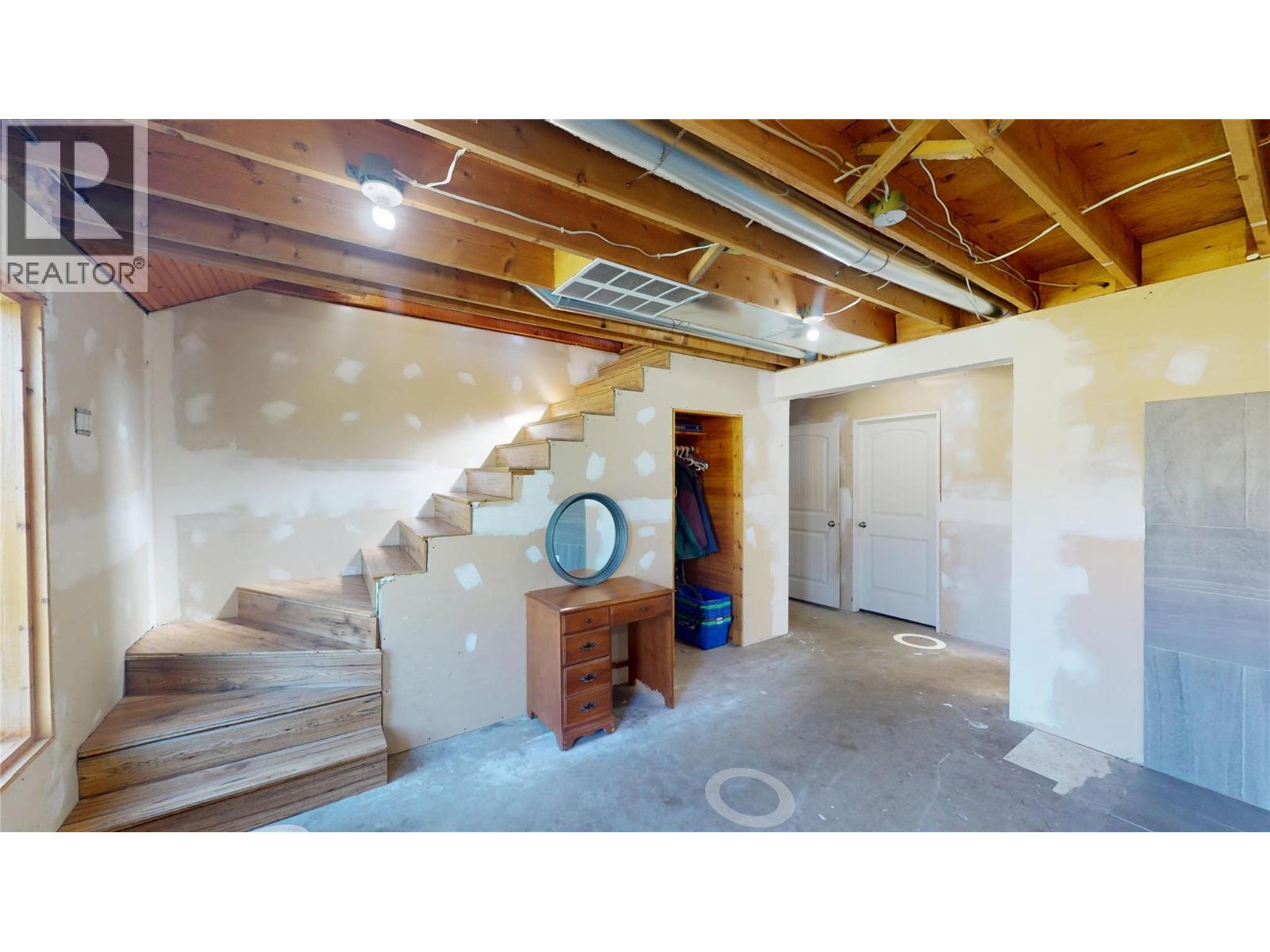 5698 Hidden Valley Road, Cranbrook