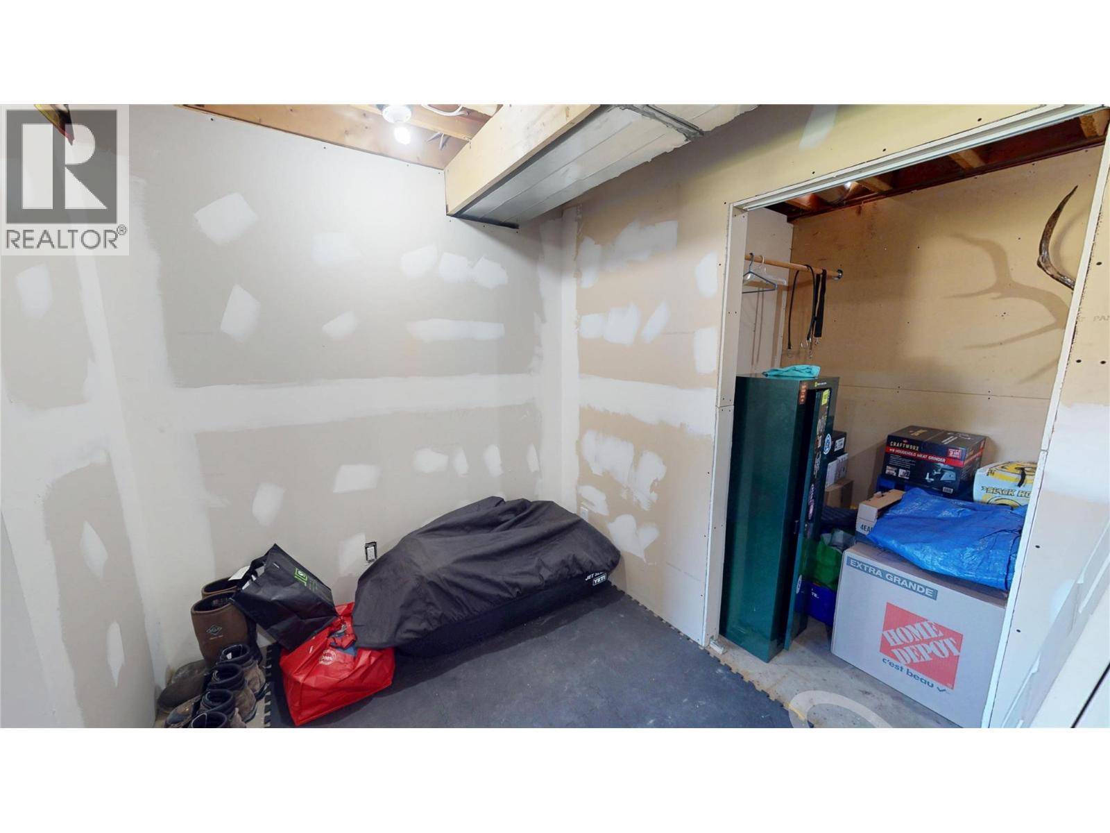 5698 Hidden Valley Road, Cranbrook