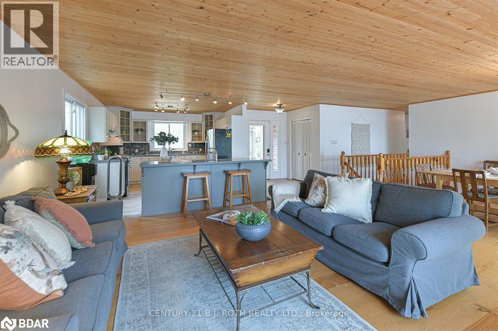 Photo 16 of 71 Campbell Beach Road, Kawartha Lakes ON