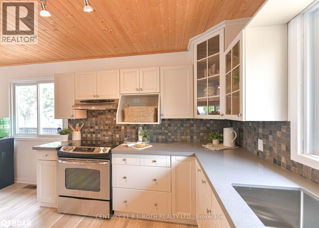 Photo 13 of 71 Campbell Beach Road, Kawartha Lakes ON