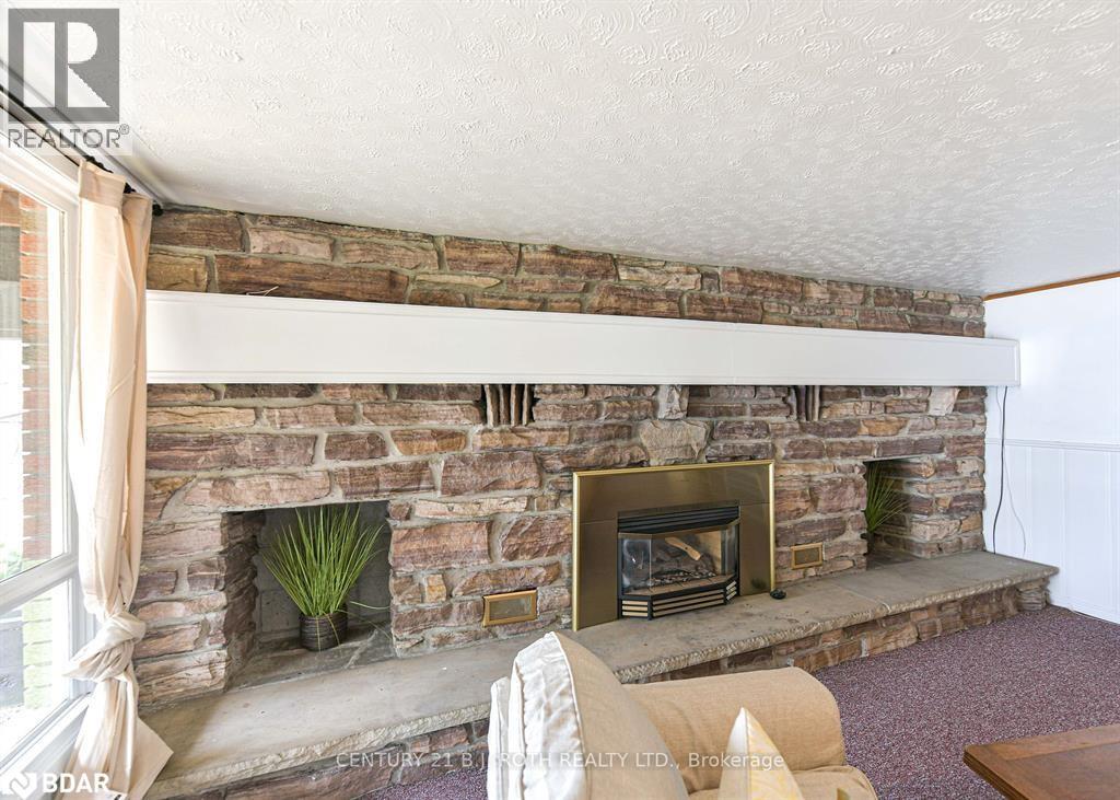 Photo 38 of 71 Campbell Beach Road, Kawartha Lakes ON