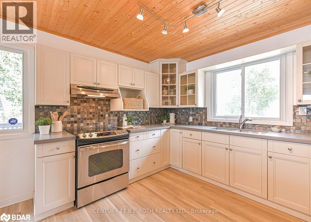 Photo 12 of 71 Campbell Beach Road, Kawartha Lakes ON