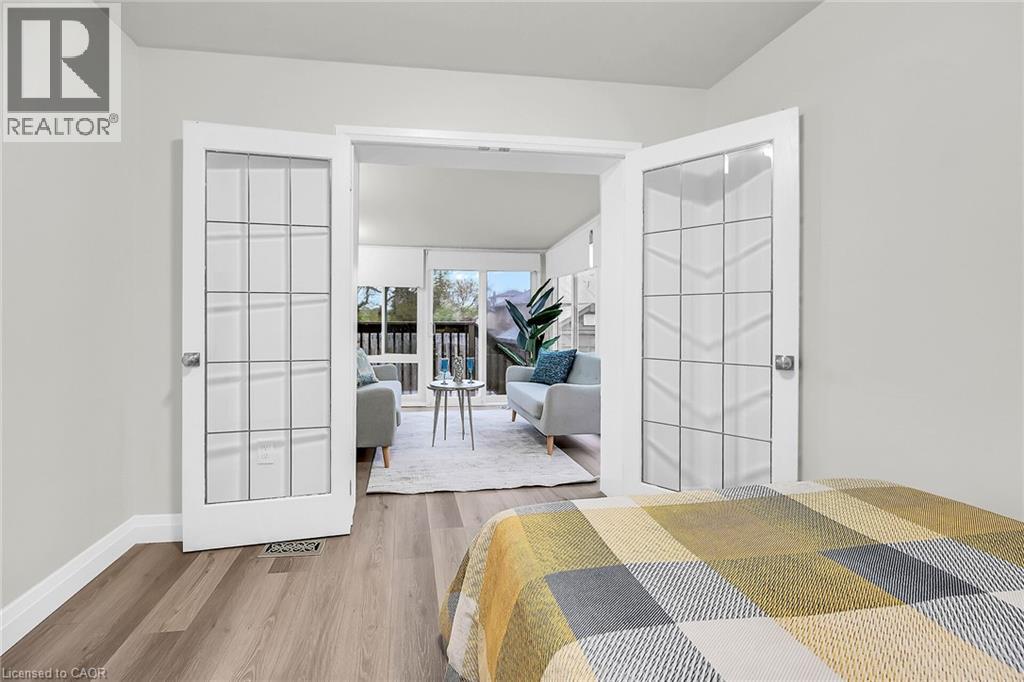 Photo 31 of 115 Mcelroy Road E, Hamilton ON
