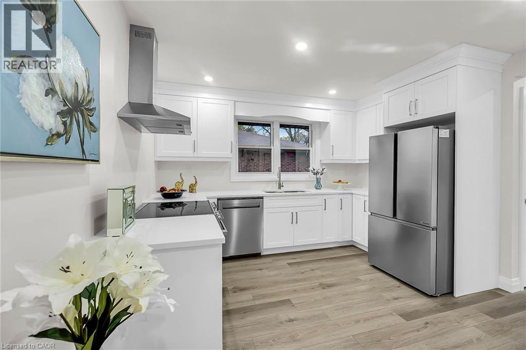 Photo 47 of 115 Mcelroy Road E, Hamilton ON