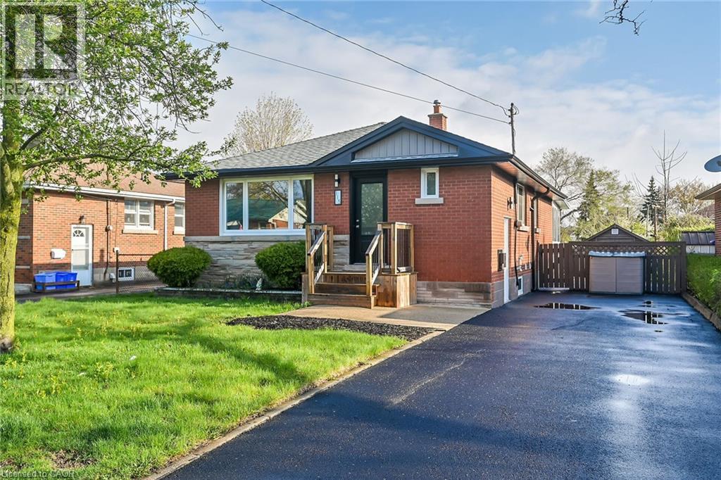 Photo 44 of 115 Mcelroy Road E, Hamilton ON