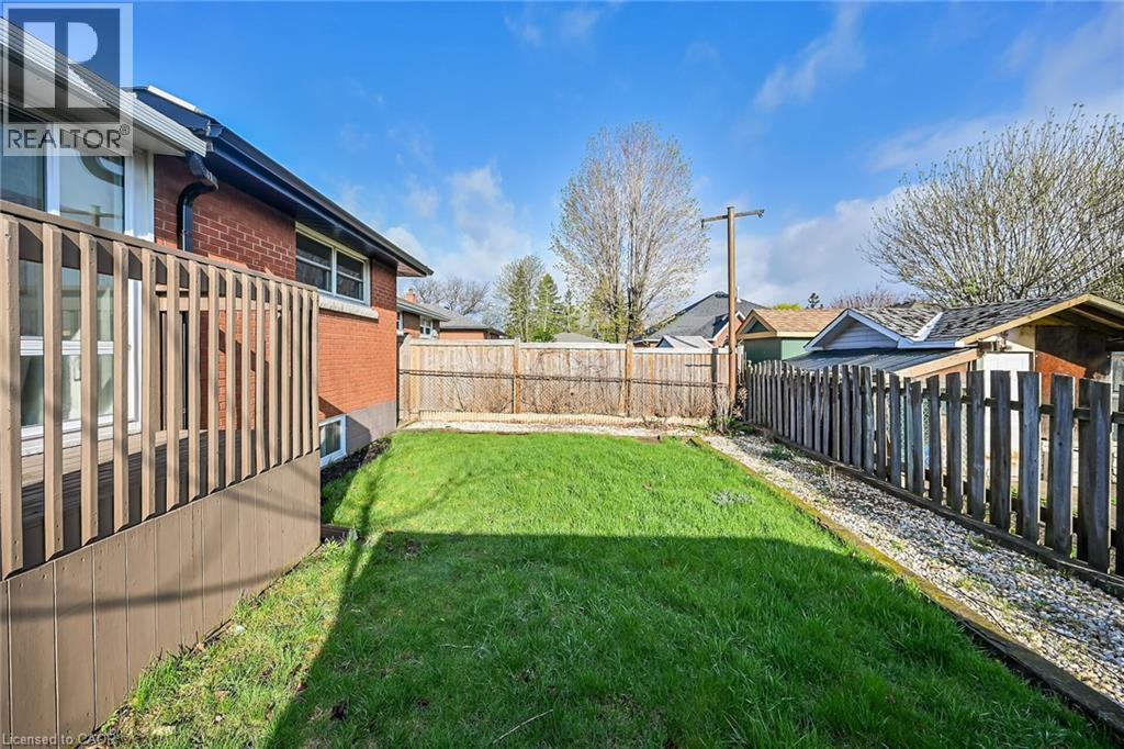 Photo 50 of 115 Mcelroy Road E, Hamilton ON