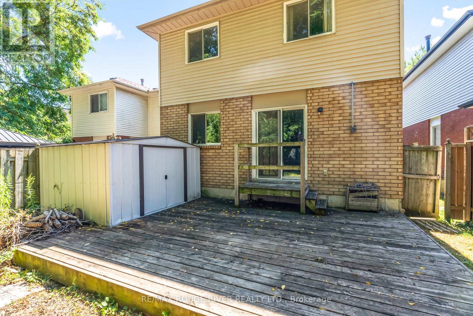 Photo 19 of 16 Borland Court, Clarington ON