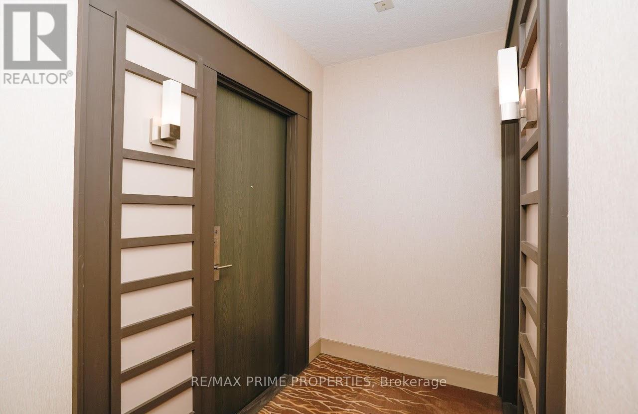 Photo 10 of 1804 181 Wynford Drive, Toronto ON