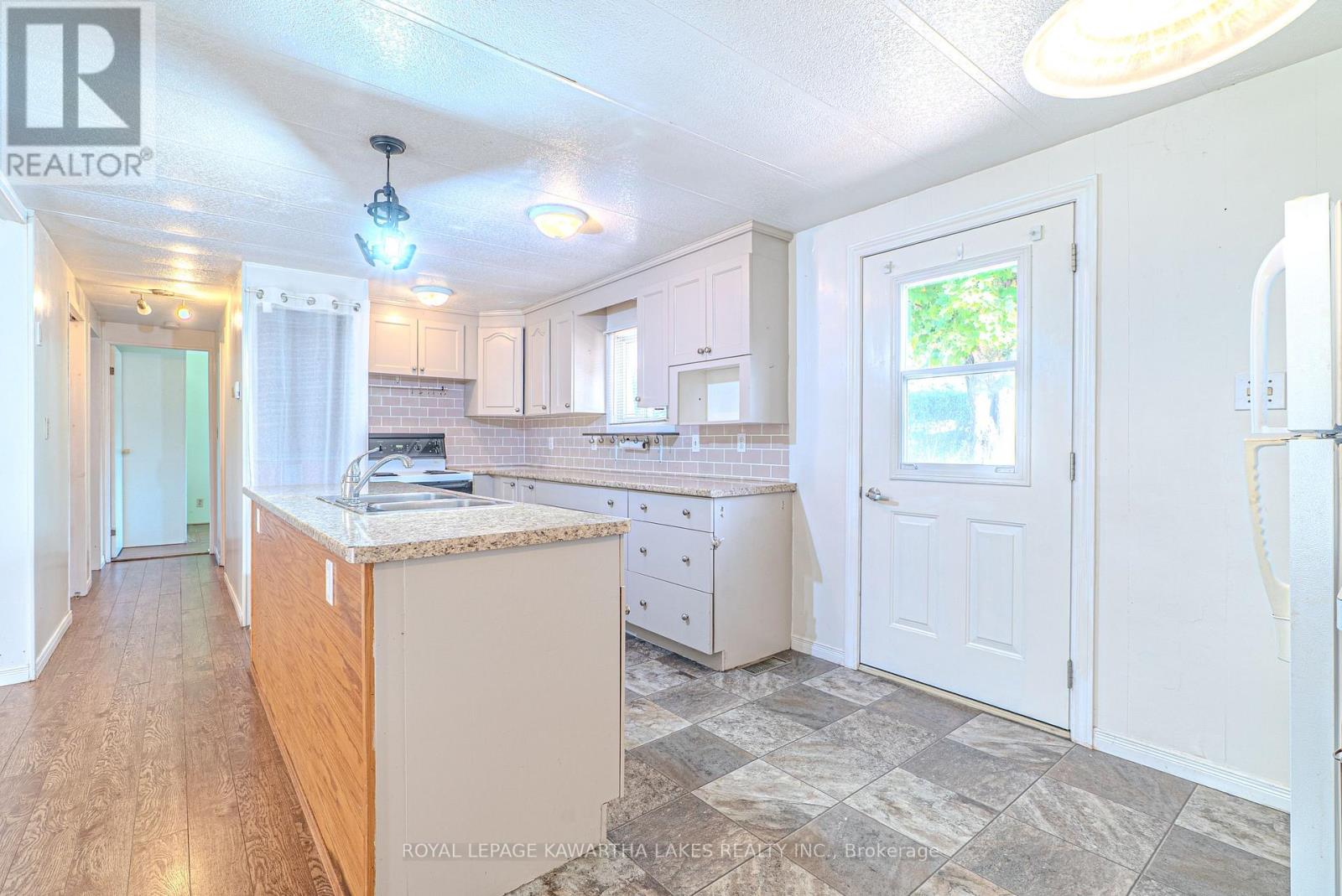 Photo 17 of 29 Macal Drive, Kawartha Lakes ON