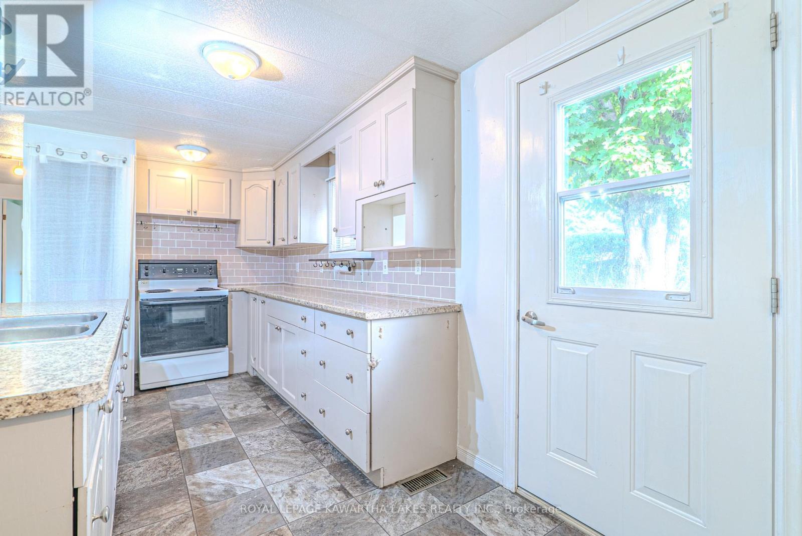 Photo 21 of 29 Macal Drive, Kawartha Lakes ON