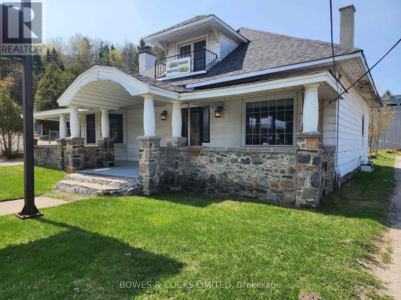 Photo 32 of 124 Maple Avenue, Dysart Et Al ON