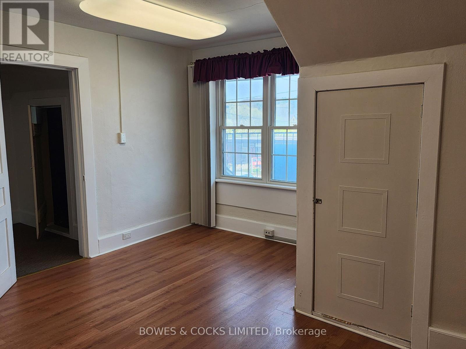 Photo 4 of 124 Maple Avenue, Dysart Et Al ON
