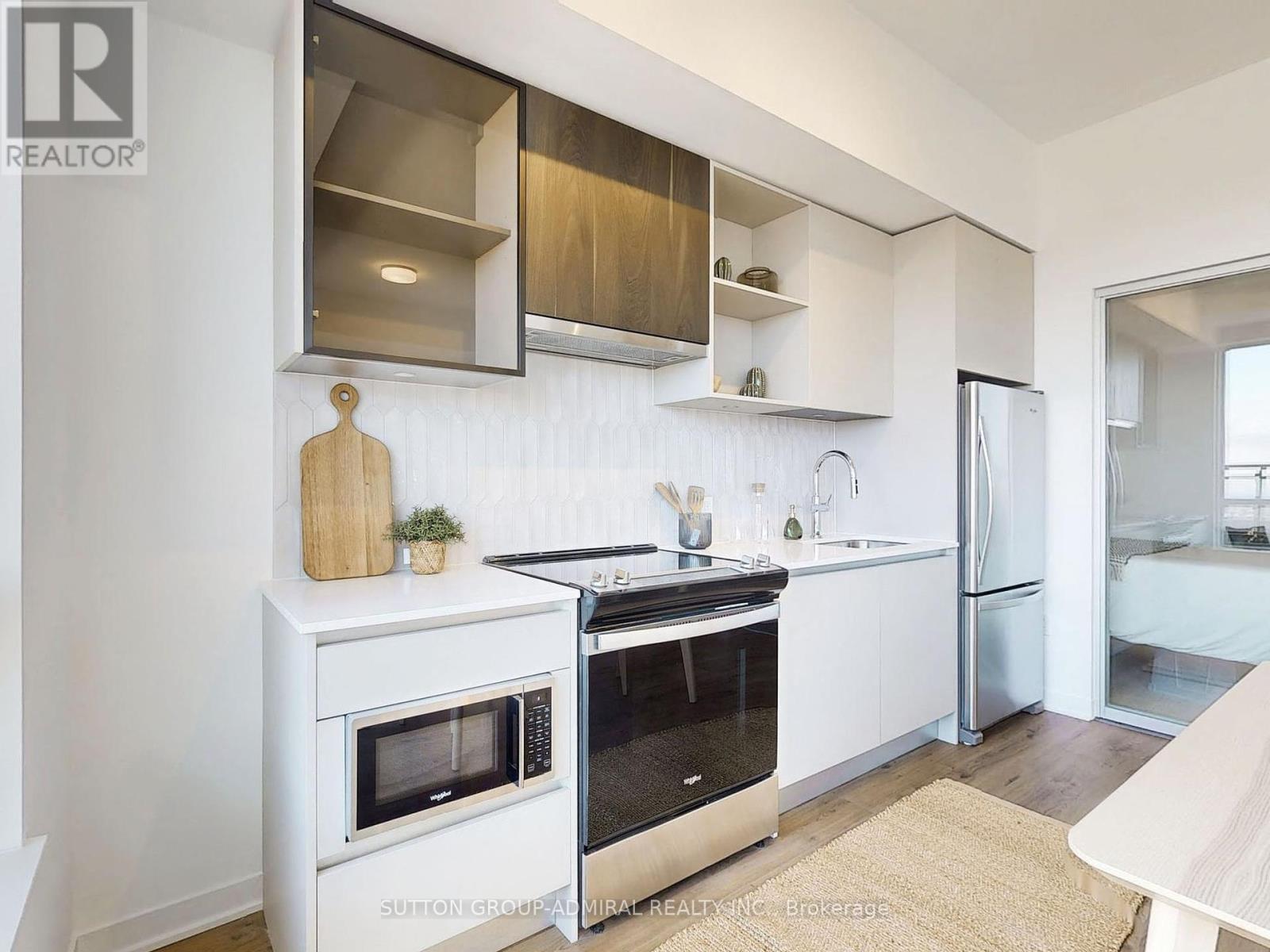 Photo 33 of Lph 15 395 Dundas Street W, Oakville ON