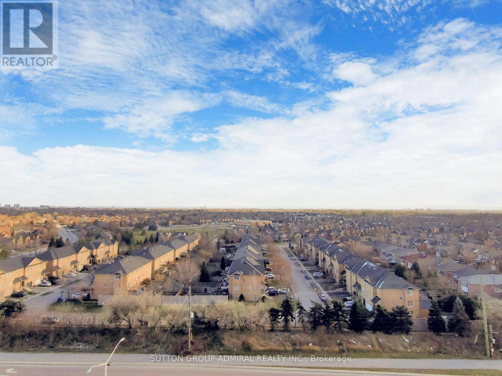 Photo 18 of Lph 15 395 Dundas Street W, Oakville ON