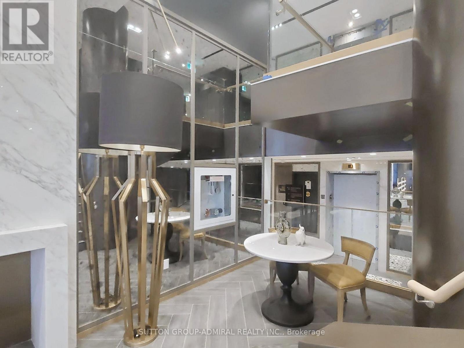 Photo 9 of Lph 15 395 Dundas Street W, Oakville ON