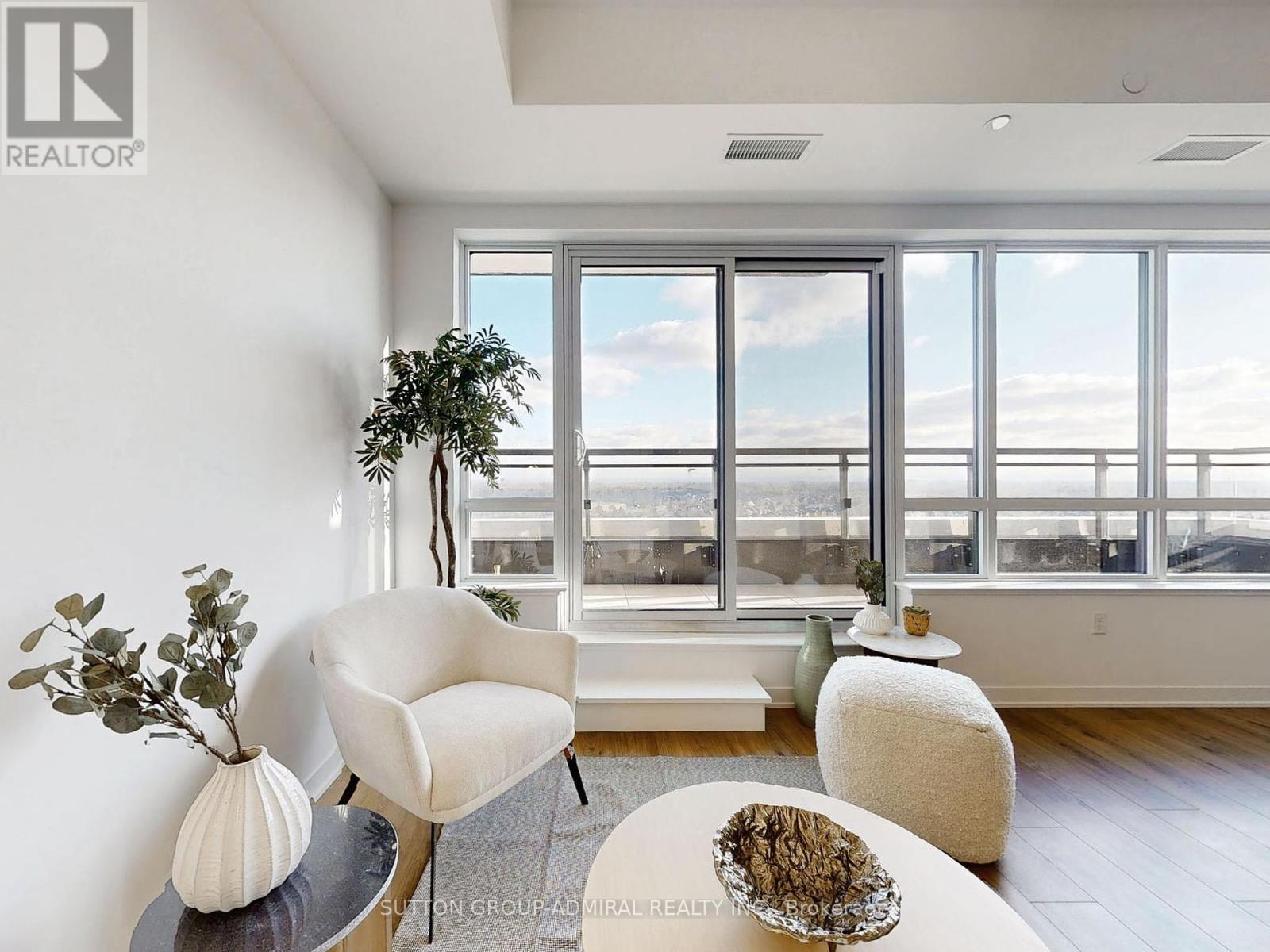 Photo 15 of Lph 15 395 Dundas Street W, Oakville ON