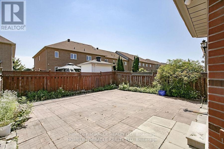 Photo 21 of 20 Culture Crescent, Brampton ON