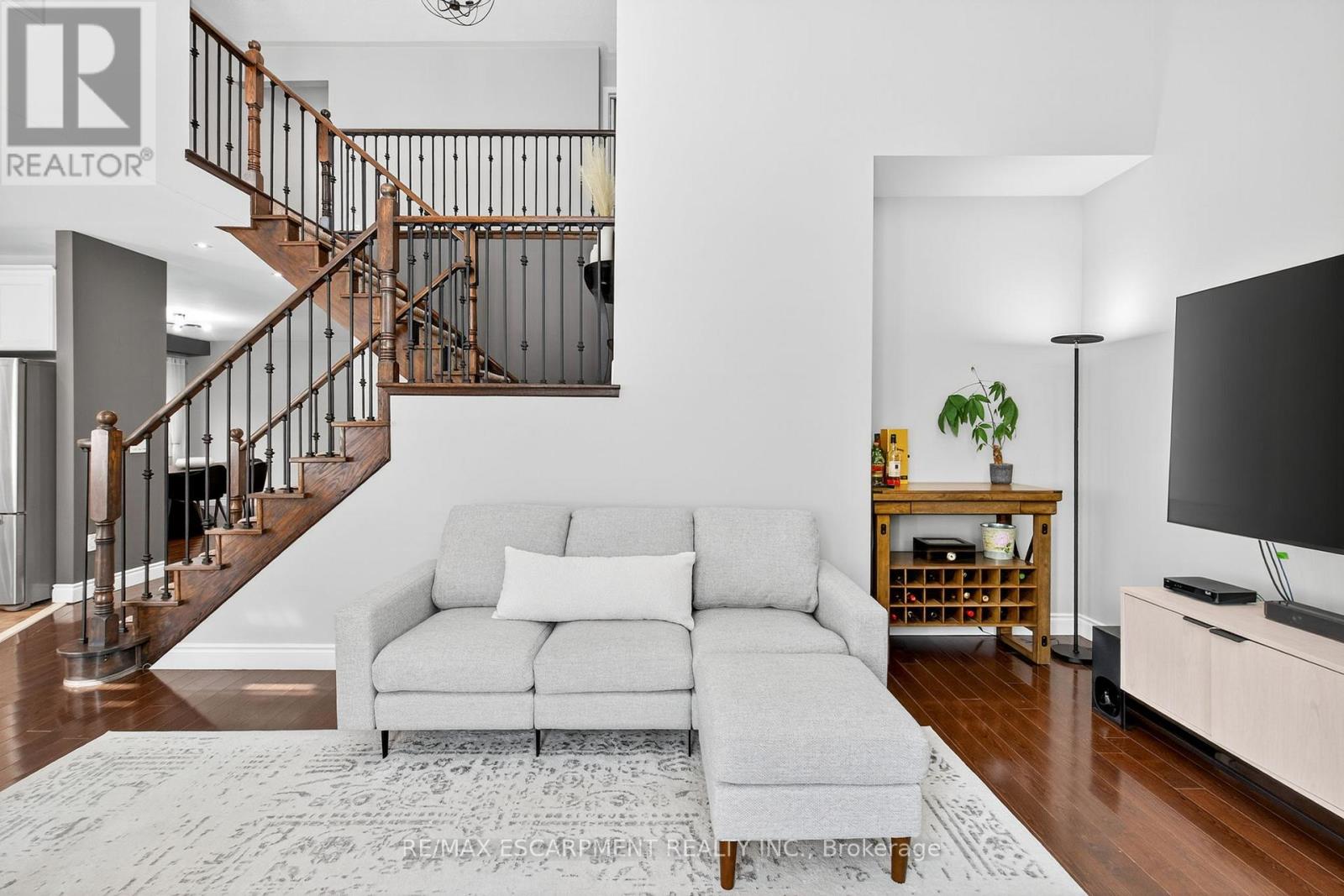 Photo 1 of 4223 Fuller Crescent, Burlington ON