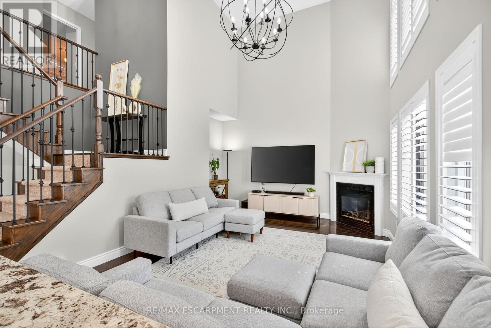 Photo 32 of 4223 Fuller Crescent, Burlington ON