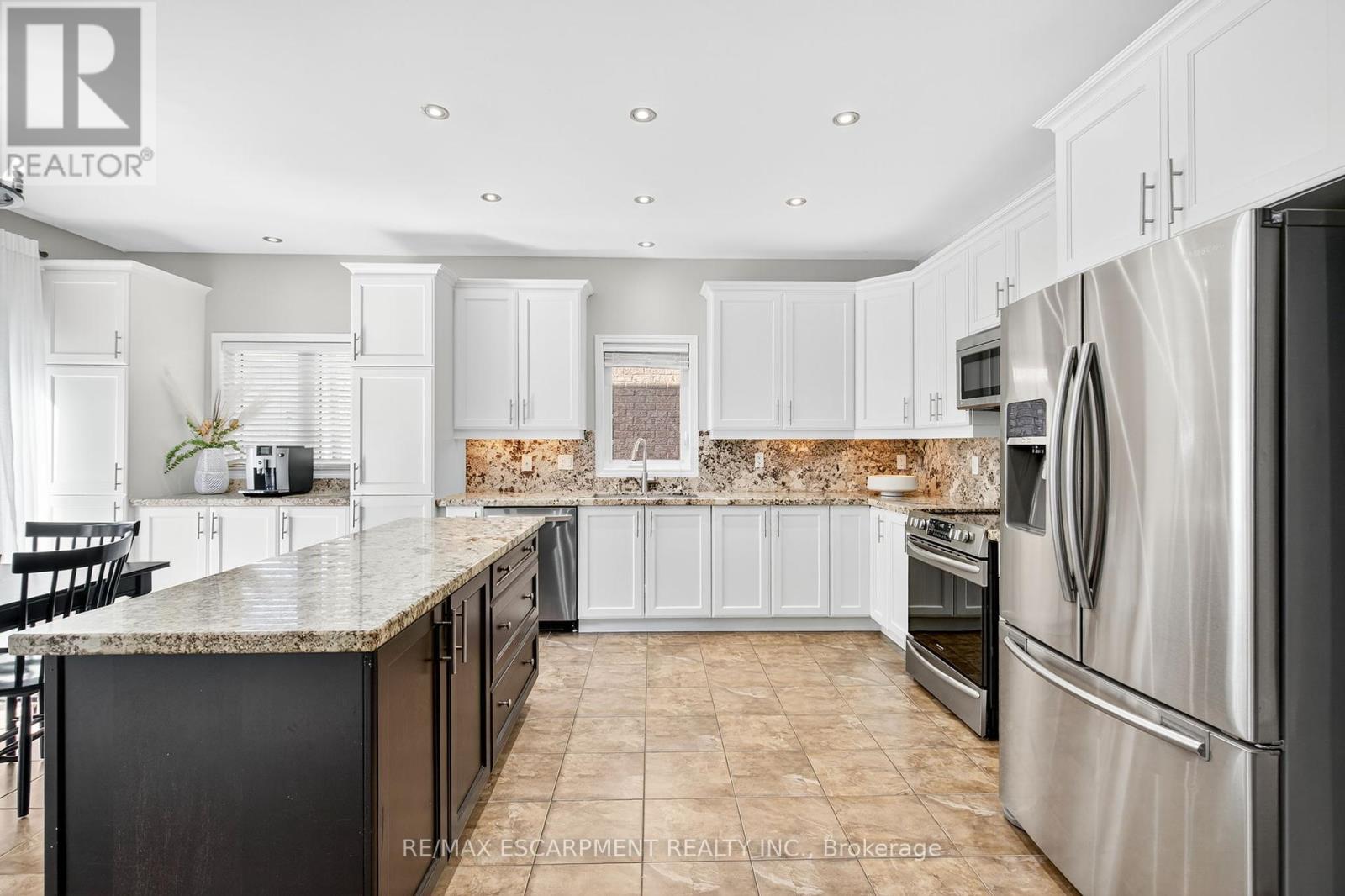 Photo 17 of 4223 Fuller Crescent, Burlington ON