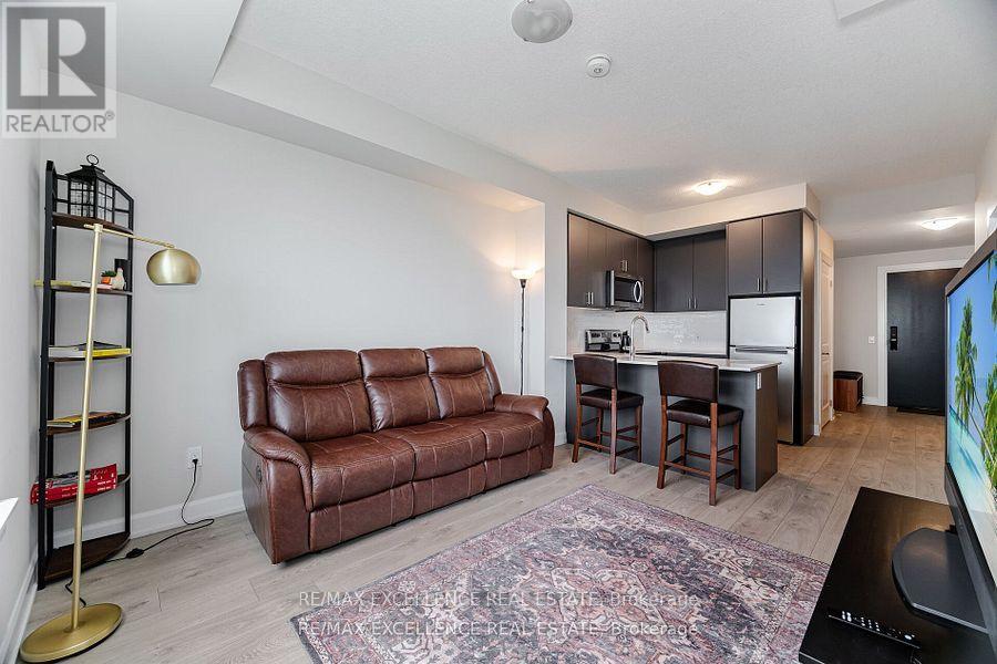 Photo 16 of 2003 3220 William Colston Avenue, Oakville ON