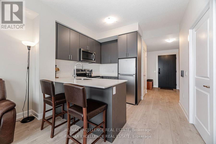 Photo 9 of 2003 3220 William Colston Avenue, Oakville ON