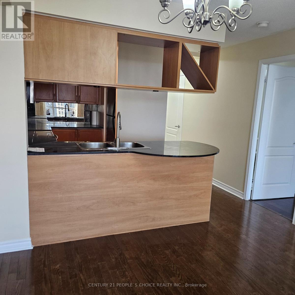 Photo 1 of 2401 4080 Living Arts Drive, Mississauga ON