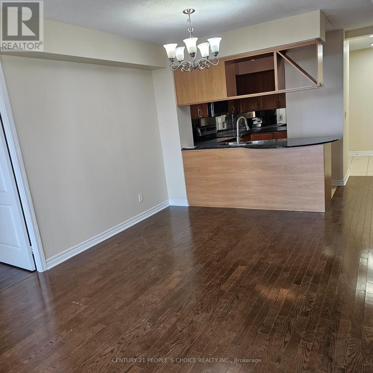 Photo 9 of 2401 4080 Living Arts Drive, Mississauga ON