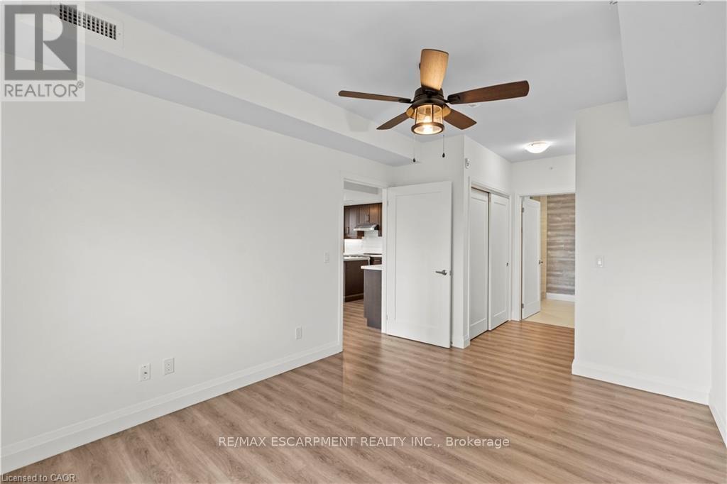 Photo 32 of 703 30 Hamilton Street S, Hamilton ON
