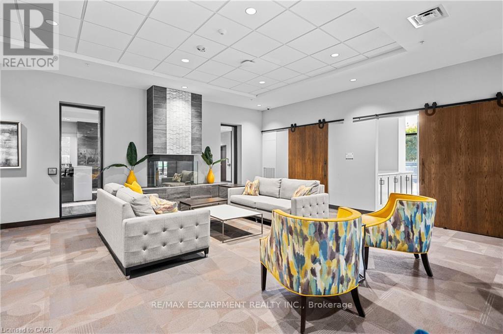 Photo 17 of 703 30 Hamilton Street S, Hamilton ON
